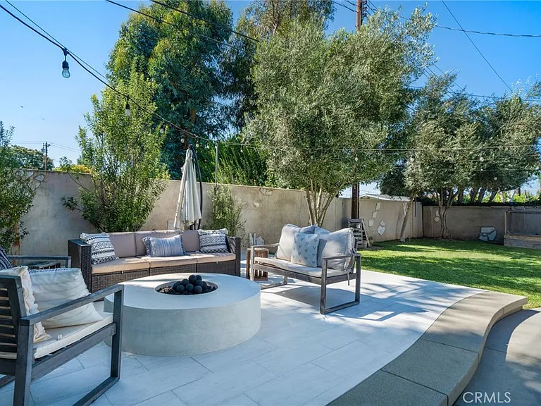 2273 Columbia Dr — Photo 36