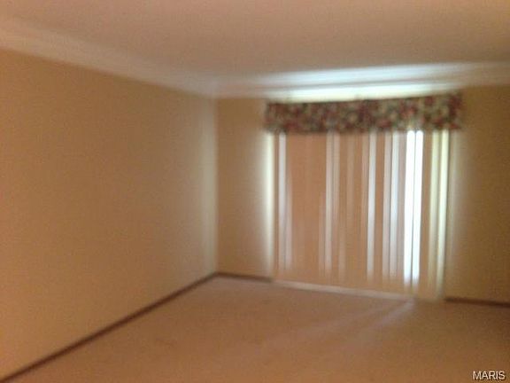 2nd image of 603 Rosetta Dr APT C