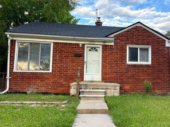 1073 Colonial Dr
