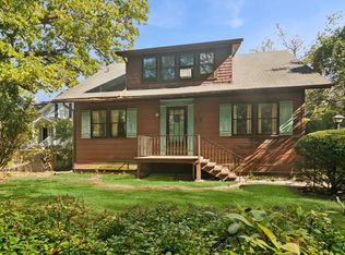 785 Locust St, Winnetka, IL 60093