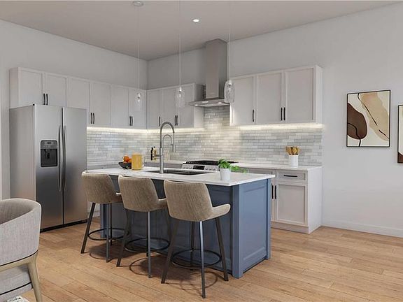 3rd image of 21 College St W #30