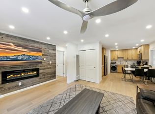1223 Bonanza Ave APT 20, South Lake Tahoe, CA 96150