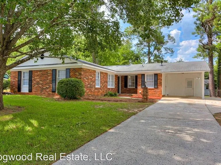 3590 Westhampton Dr — Photo 5