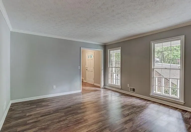 155 County Cork Dr SW — Photo 3