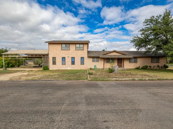 103 Live Oak Dr, Ozona, TX 76943