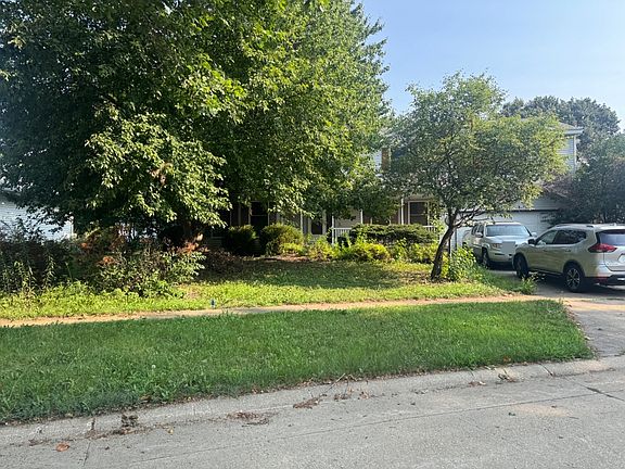 3rd image of 4110 Amherst Dr