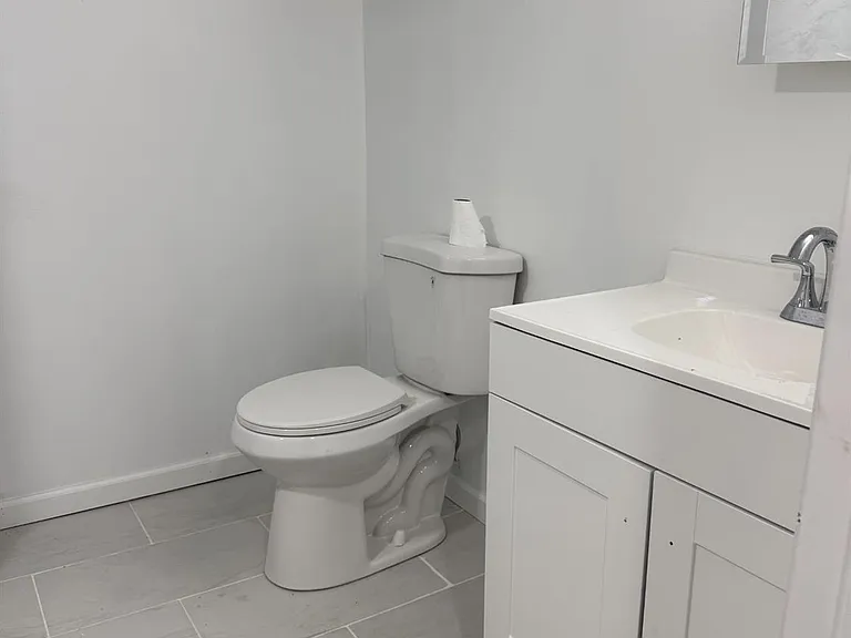 80 Gates Rd — Photo 16