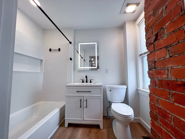 2401 Forest St #2401 — Photo 9
