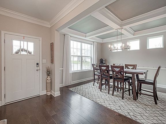 5th image of 21 Harner Ct
