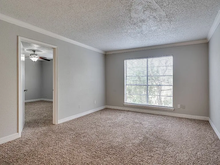 Villas At Braeburn — Photo 36