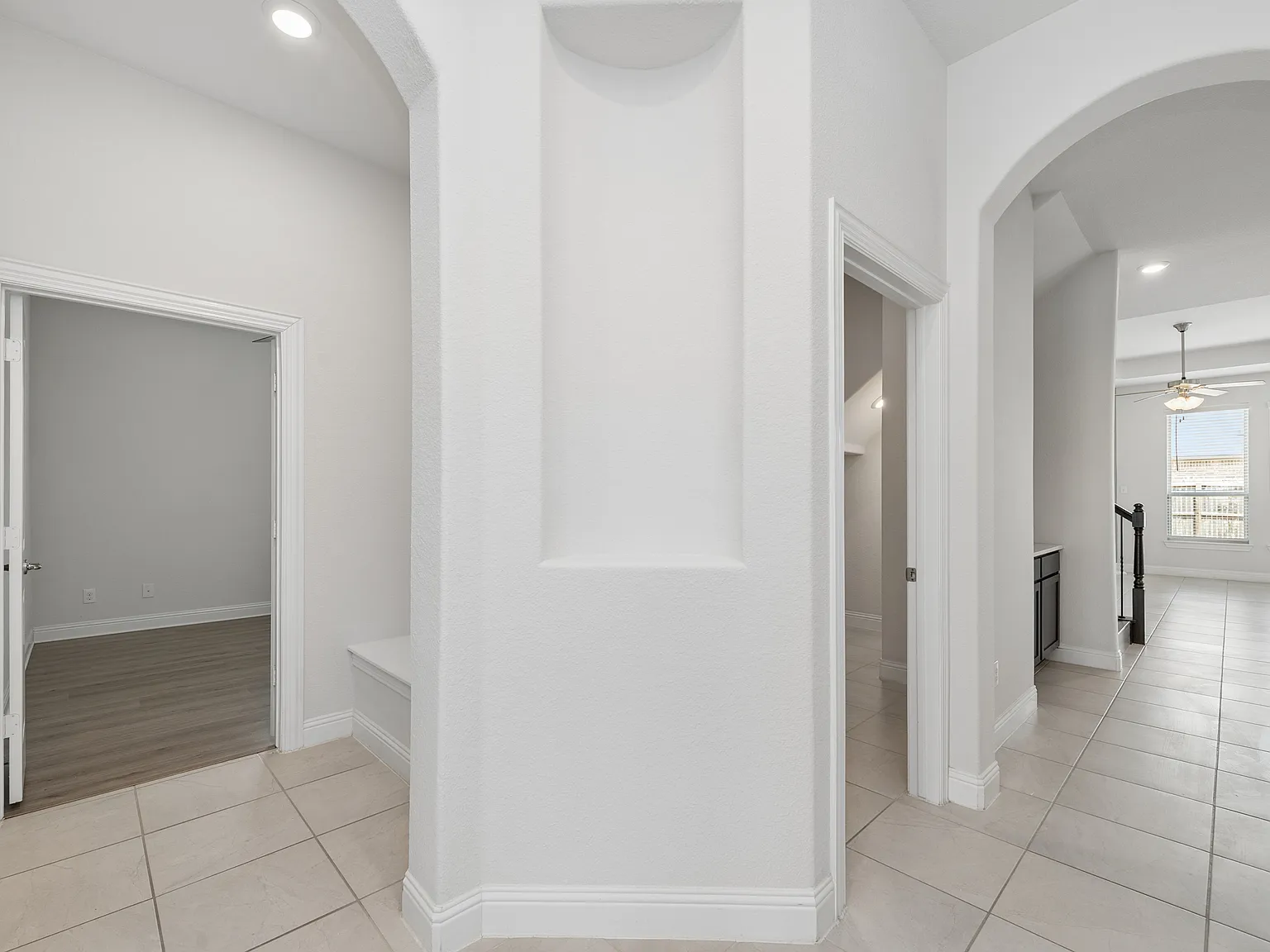 4 bed, 2510 sqft, $2,600 — Photo 4