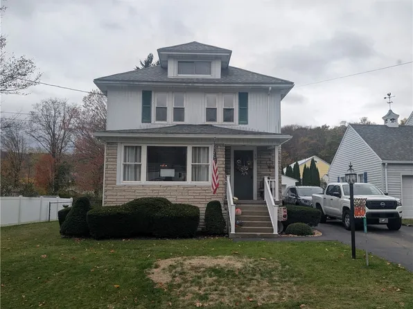 19 Parkway Ln, Bradford, PA 16701