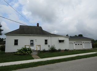 302 N Johnson St, Akron, IN 46910