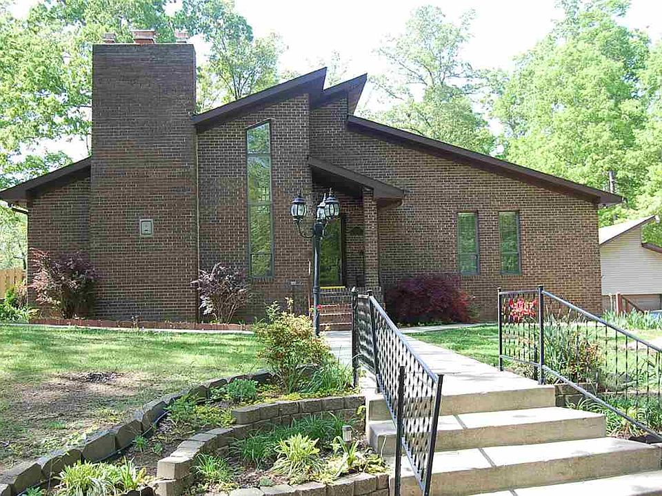 1st image of 7207 Woodland Meadow Dr