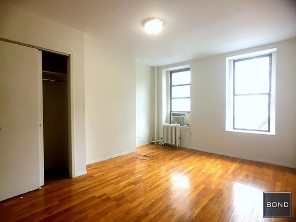 3rd image of 1555 York Ave APT 3N