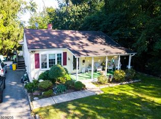 41 Grandview Ave, Lincoln Park, NJ 07035