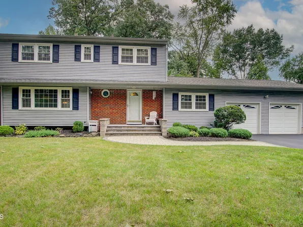 10 Cornwall Drive, East Windsor, NJ 08520