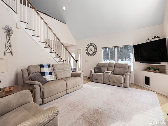 4th image of 233 North Society Road