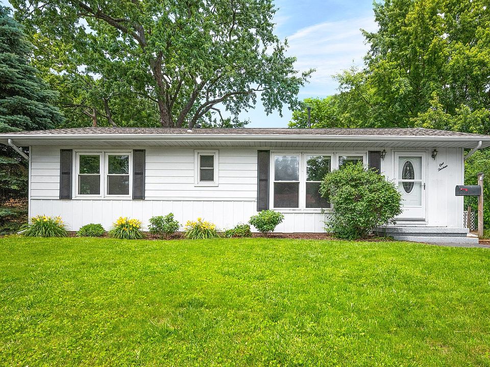 1st image of 113 Conley Cir