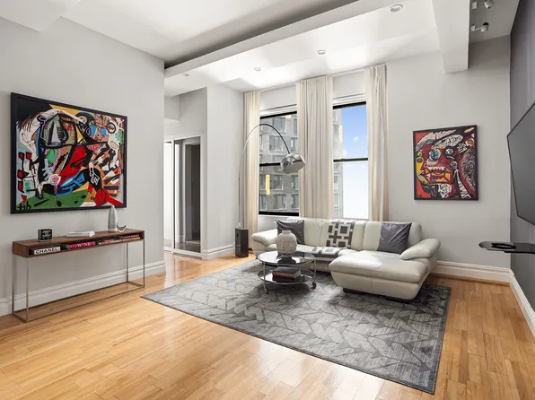 3 Hanover Square 7D image 1 of 7
