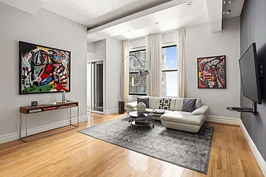 3 Hanover Square