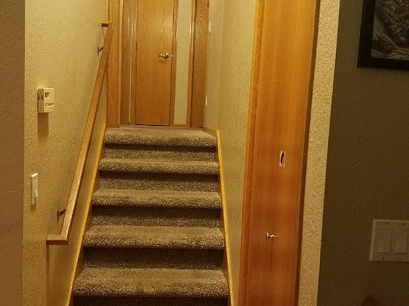 5th image of 200 Wadsworth Dr