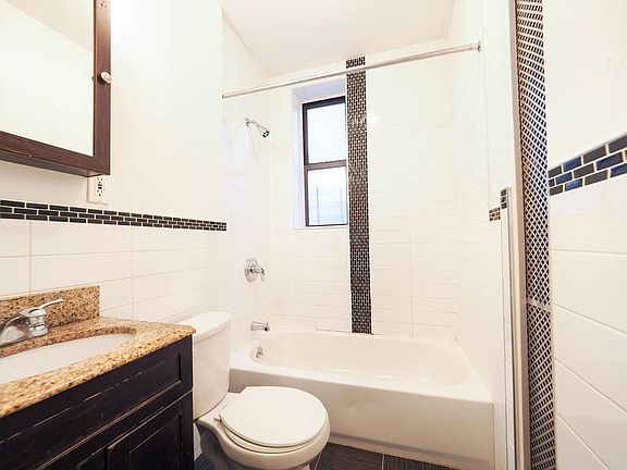 5th image of 359 Saint Johns Pl #7C