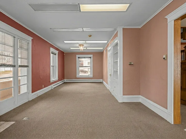 851 N Clarkson St — Photo 13