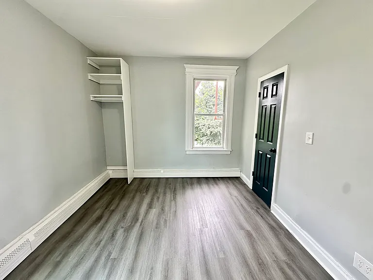 169 Johnson Ave #2R — Photo 8
