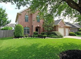 6717 Old Oaks Blvd, Pearland, TX 77584