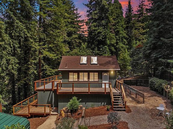 3rd image of 10545 Creekwood Dr