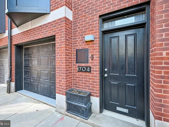 1704 Rodman St, Philadelphia, PA 19146