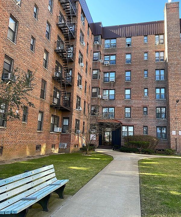 1st image of 3173 Avenue S #I