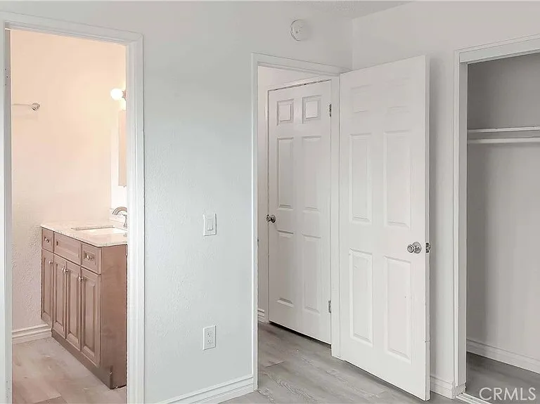 1724 Crofton Ln — Photo 19