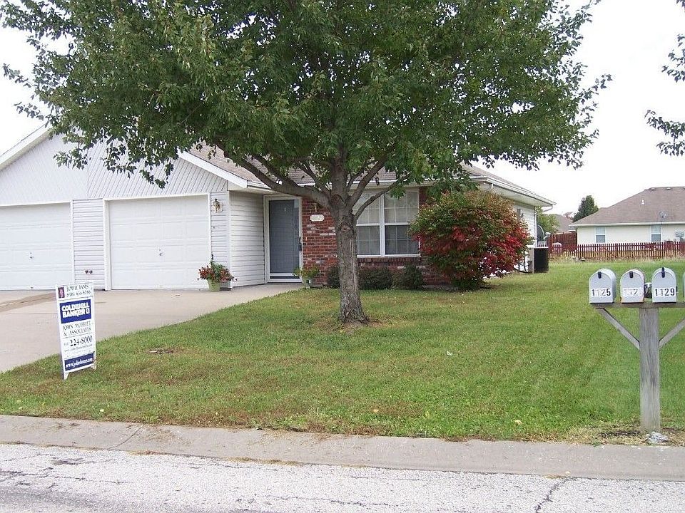 1st image of 1127 SW Ephraim Dr