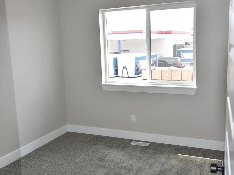 2895 Homewood Dr — Photo 13