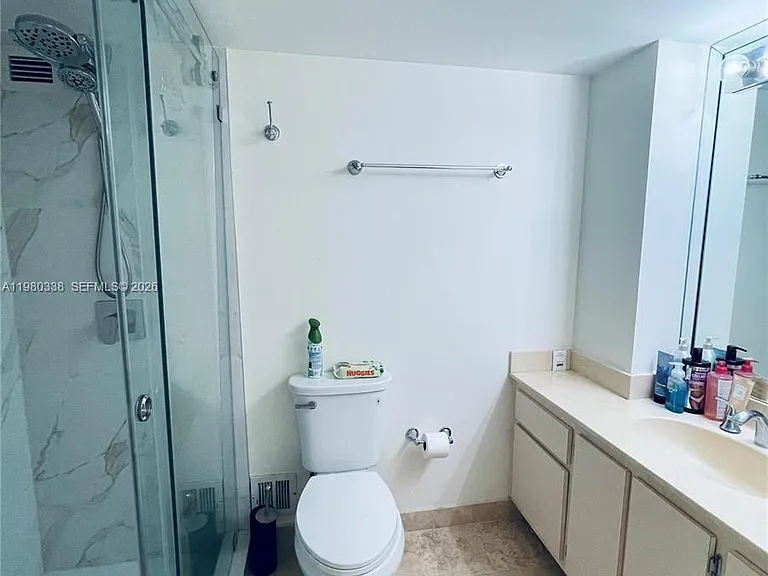 11111 Biscayne Blvd #4E — Photo 18