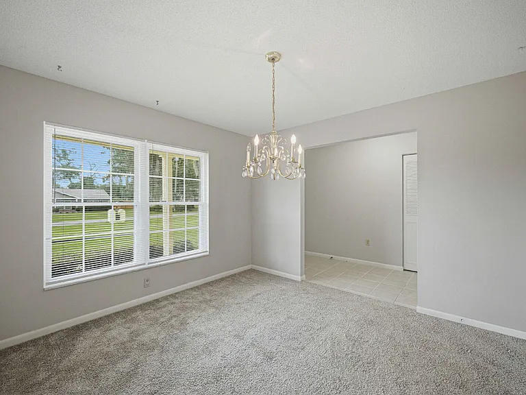 1322 SE 38th Ave — Photo 9