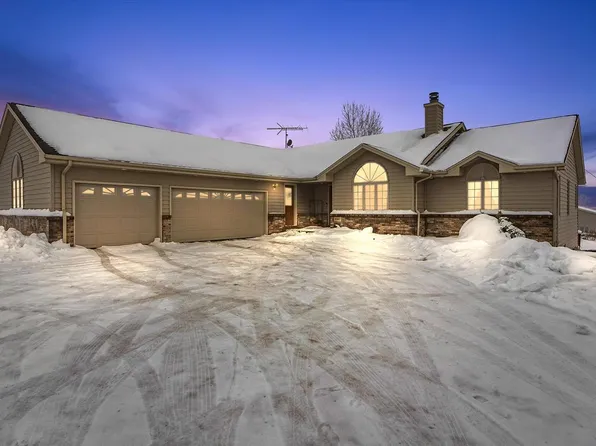 8061 Orchard Valley ROAD, West Bend, WI 53090