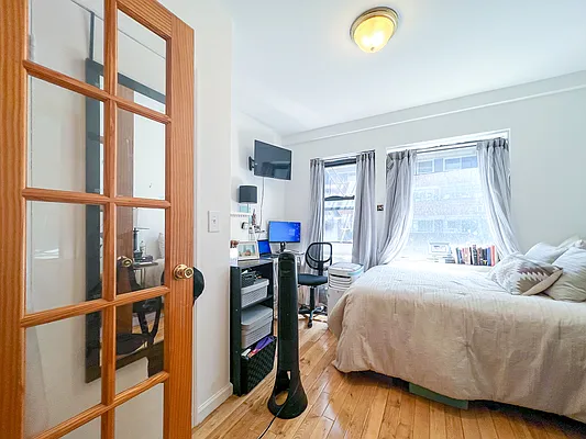 Rented by Compass | media 17