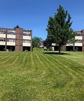 3rd image of 130 Foxfire Dr #1003