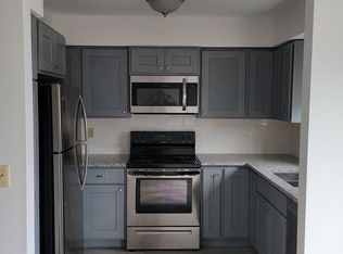 1726 Delaware Dr #4, Sun Prairie, WI 53590
