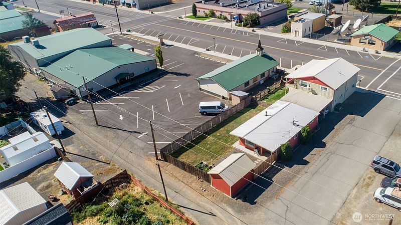 3rd image of 220 N Main Street