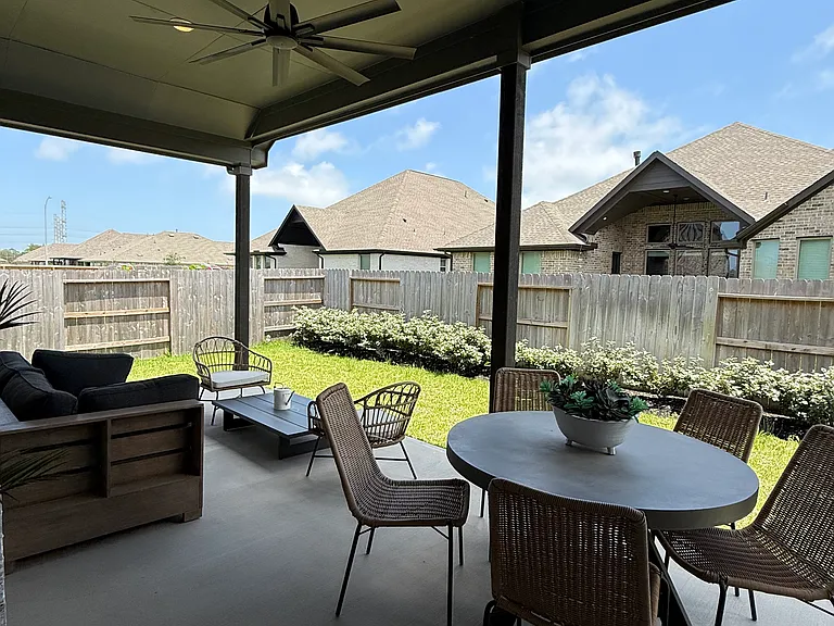 4916 Dickens Landing Dr — Photo 71