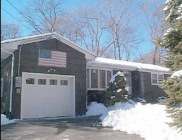 High Ridge Rd — Photo 1