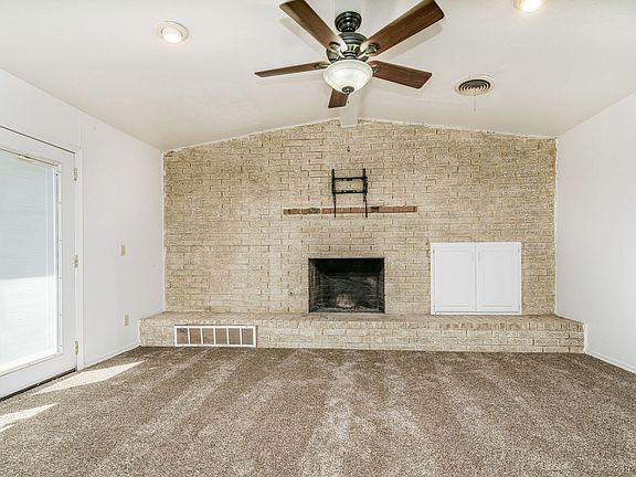 5th image of 3103 SW 27th Ave