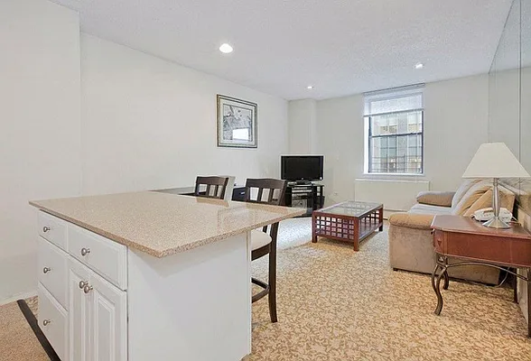 Rented by Global Realty Opportunities | media 38