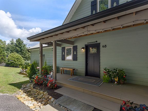 2nd image of 48 Mountain Brook Way