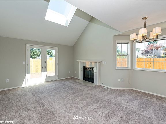 3rd image of 5705 Opal Court SE