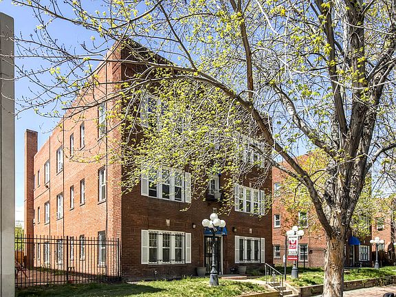 3rd image of 1341 N Washington St APT 11